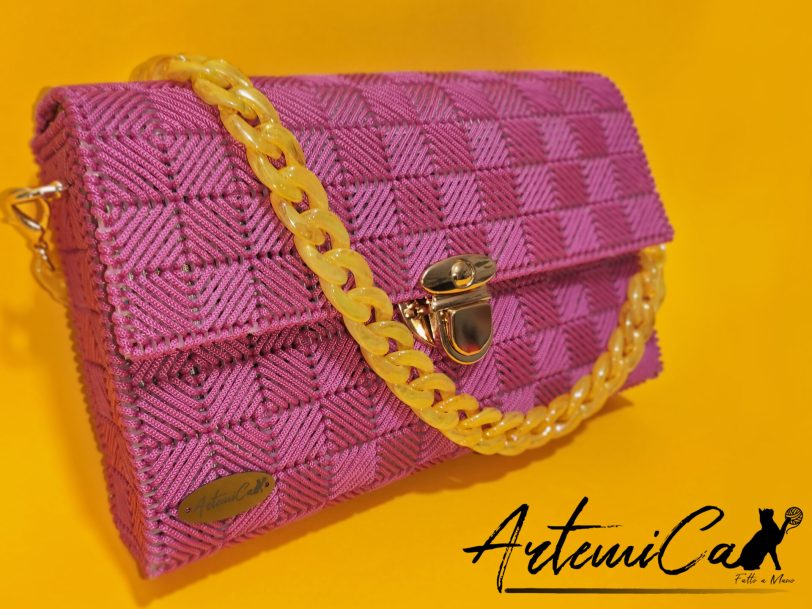 borsa Trinacria Viola ricamo su canvas