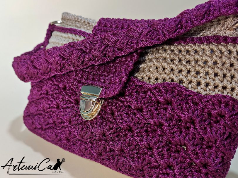 Stile in Movimento: Pochette Elegante fatta a mano con Chiusura a Cartella