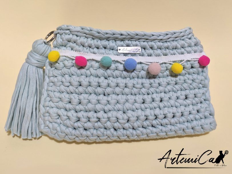 Clutch Croma Delight: Bag Fatta a Mano in fettuccia