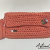 Clutch fatta a mano: Tangerine Twist: Bag all'uncinetto in fettuccia - un'Esplosione di Colore e Stile