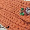 Clutch fatta a mano: Tangerine Twist: Bag all'uncinetto in fettuccia - un'Esplosione di Colore e Stile