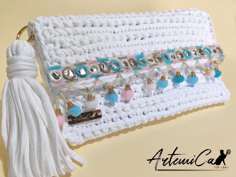 Clutch artigianale elegante