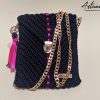 Portacellullare fatto a mano all'uncinetto: Fucsia Noir Flair