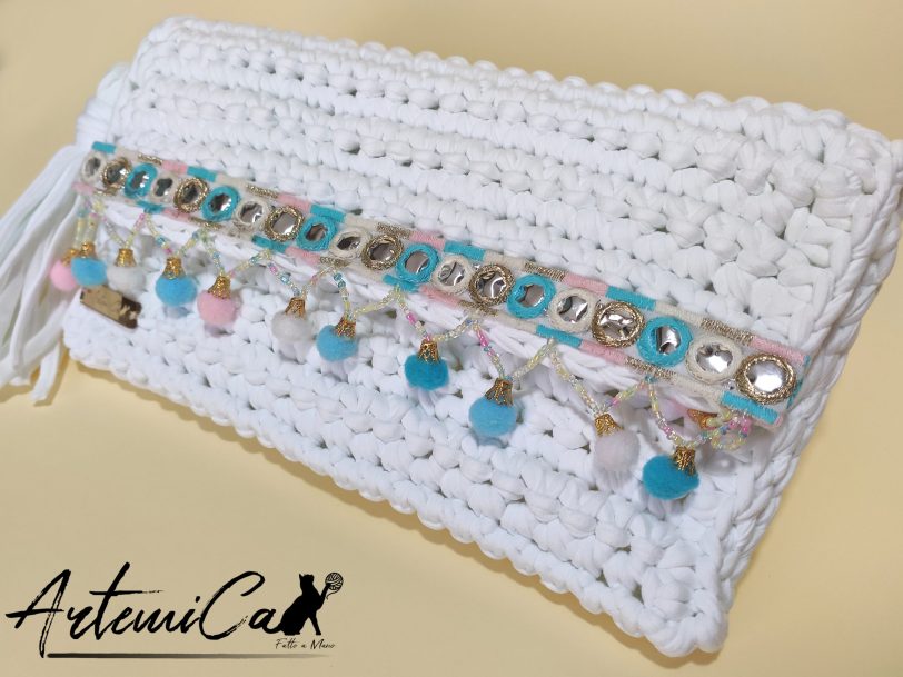 Clutch artigianale elegante