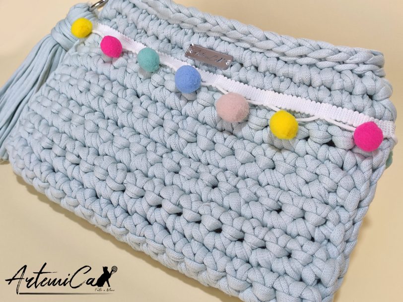 Clutch Croma Delight: Bag Fatta a Mano in fettuccia