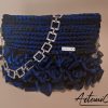 Ruches d’Incanto: Pochette Elegante in Fettuccia Blu e Nero Fatta a Mano