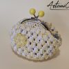 Bon Bon Charm: Portamonete Fatto a Mano all'Uncinetto con Perline e Chiusura elegante