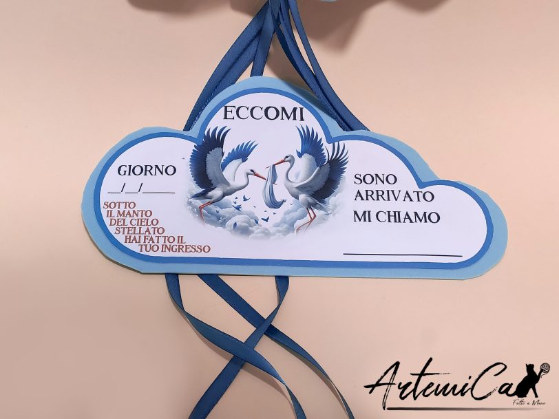 Fiocco di Cuori: Fiocco nascita azzurro Ricamato a Mano con dettagli artigianali
