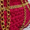 Clutch Fiamma Dorata: Borsa Fatta a Mano all'Uncinetto in Rosso con Strass e Catena dorata