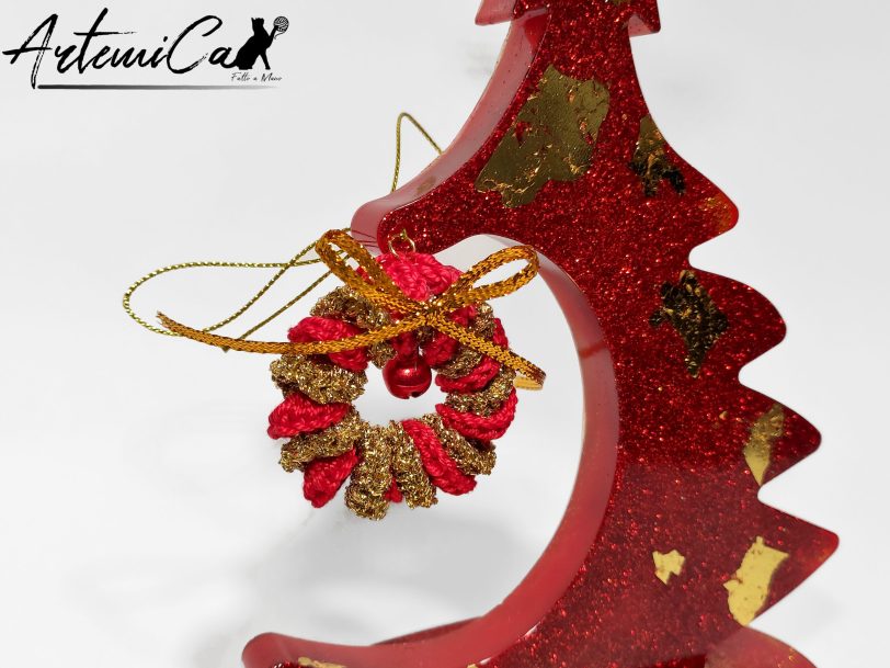Albero di Natale Trionfo di Natale: Decorazione in resina scintillante Fatta a Mano per il tuo Natale magico