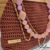 Pochette Ardor: Borsa Artigianale all’Uncinetto con Cordino Rame e chiusura Clic Clac in Legno