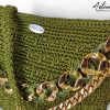 Borsa Riflessi di Giada: Tote Bag Artigianale in Cordino Verde Lurex con e Dettagli Dorati