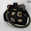 Borsa Mattonella Chic: Clic Clac granny square fatta a mano in stile retrò moderno