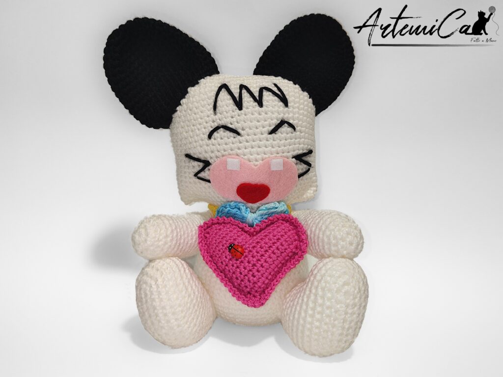 Amigurumi fatti a mano Artemicat – pupazzi uncinetto