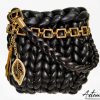 Borsa Black Shine – Chunky Bag nera artigianale con charm dorato e design tridimensionale