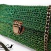 Pochette Glow Forest: Borsa Fatta a Mano all'Uncinetto verde e oro con catena
